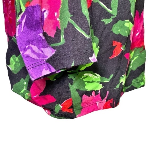 Lauren Ralph Lauren Black with Purple & Red Floral V-Neck Quarter Sleeve Top - Picture 5 of 12